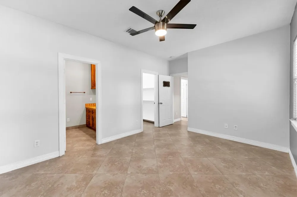 318 Shawnee Drive Conroe, TX 77316