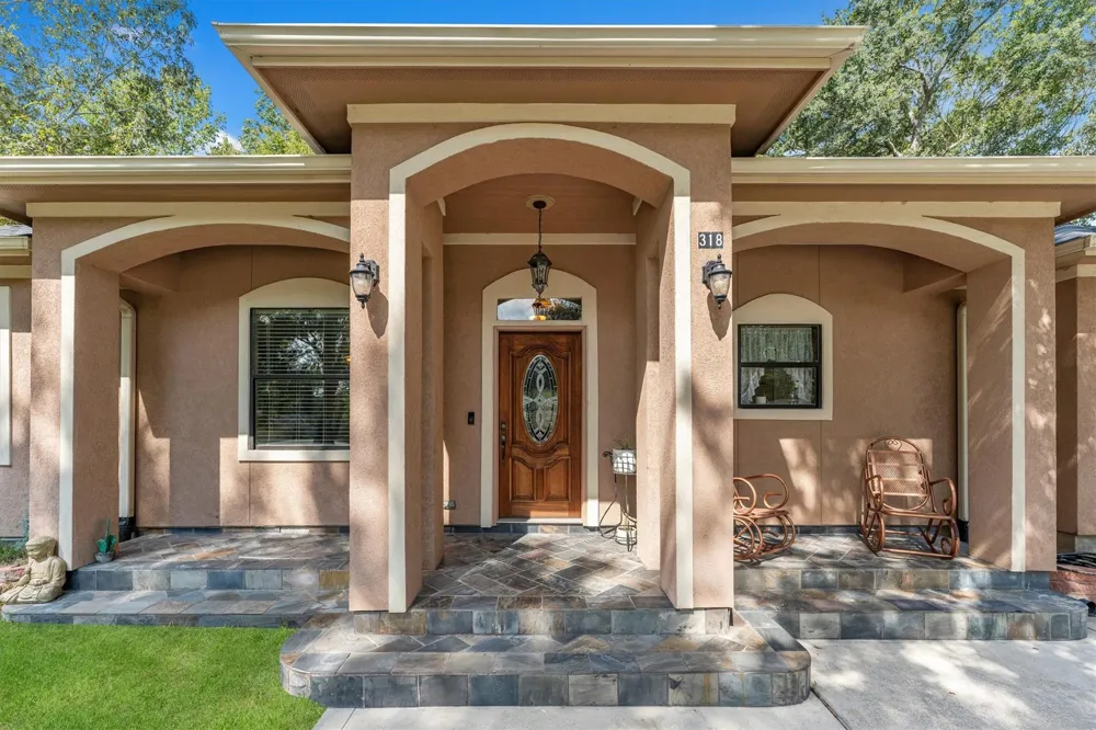 318 Shawnee Drive Conroe, TX 77316
