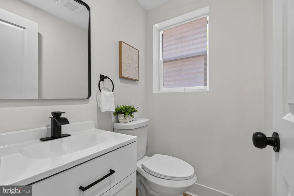758 MELVILLE AVENUE Baltimore, MD 21218