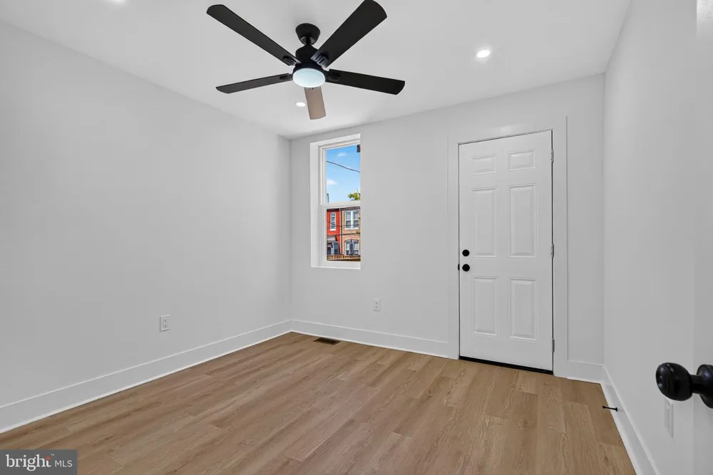 758 MELVILLE AVENUE Baltimore, MD 21218