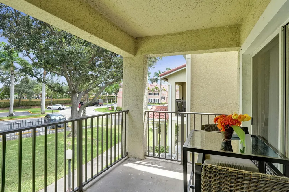 110 BELMONT LANE #110 North Lauderdale, FL 33068