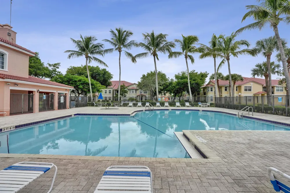 110 BELMONT LANE #110 North Lauderdale, FL 33068