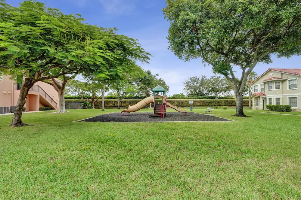 110 BELMONT LANE #110 North Lauderdale, FL 33068
