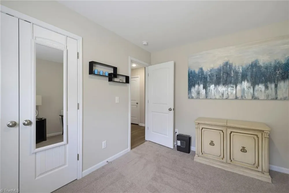 2334 Piccadilly Pines Court Winston-Salem, NC 27127