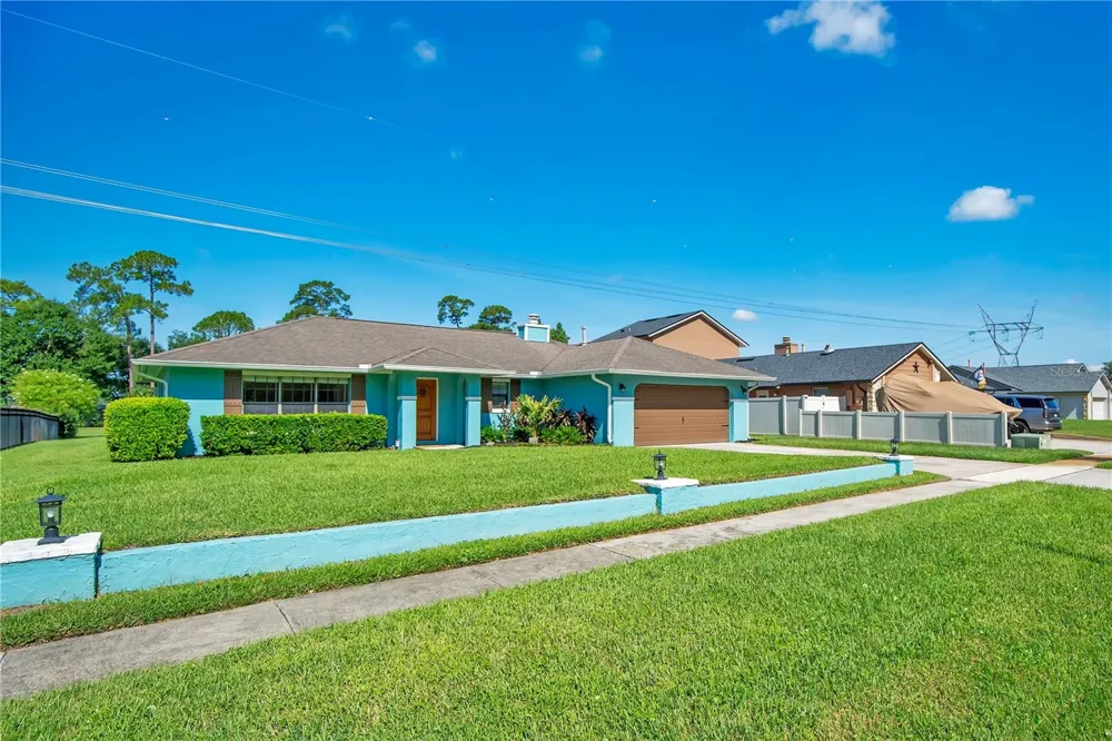 4520 BRIDGEWATER DRIVE Orlando, FL 32817