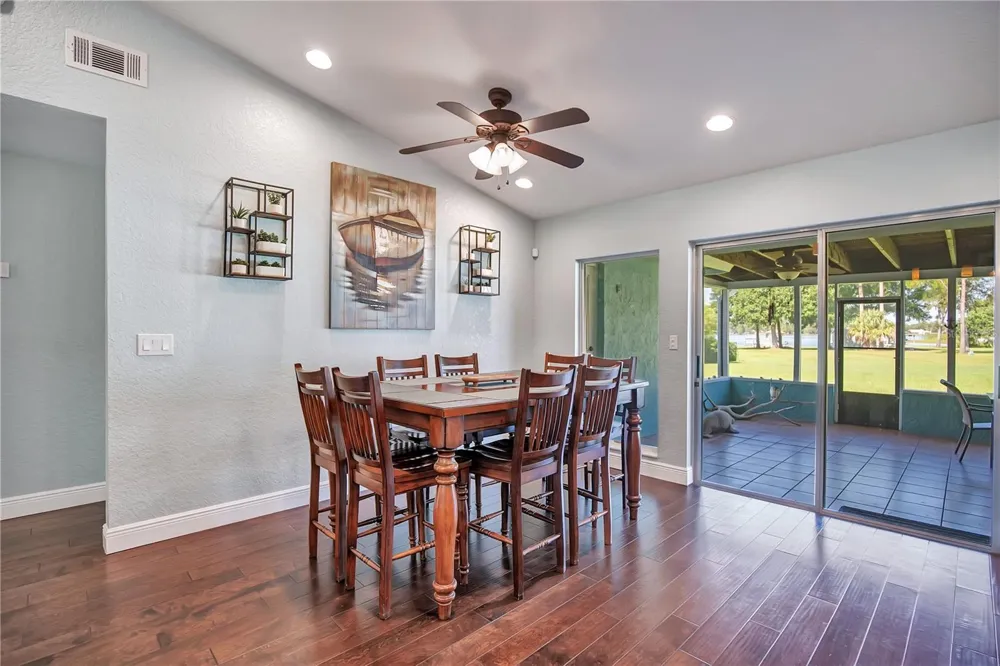 4520 BRIDGEWATER DRIVE Orlando, FL 32817