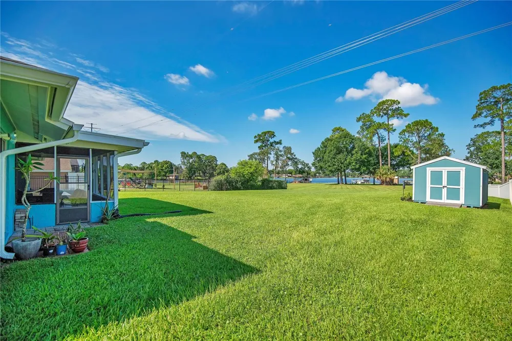 4520 BRIDGEWATER DRIVE Orlando, FL 32817
