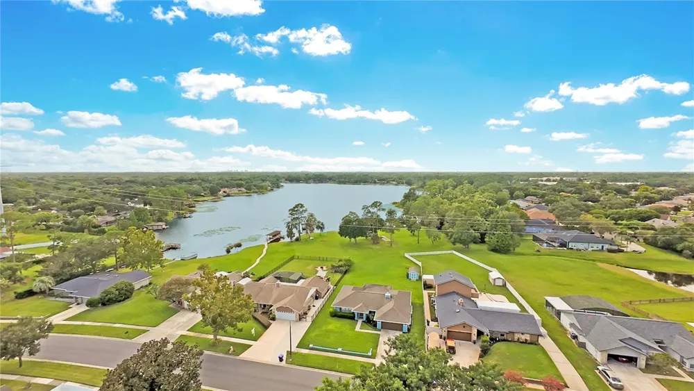 4520 BRIDGEWATER DRIVE Orlando, FL 32817