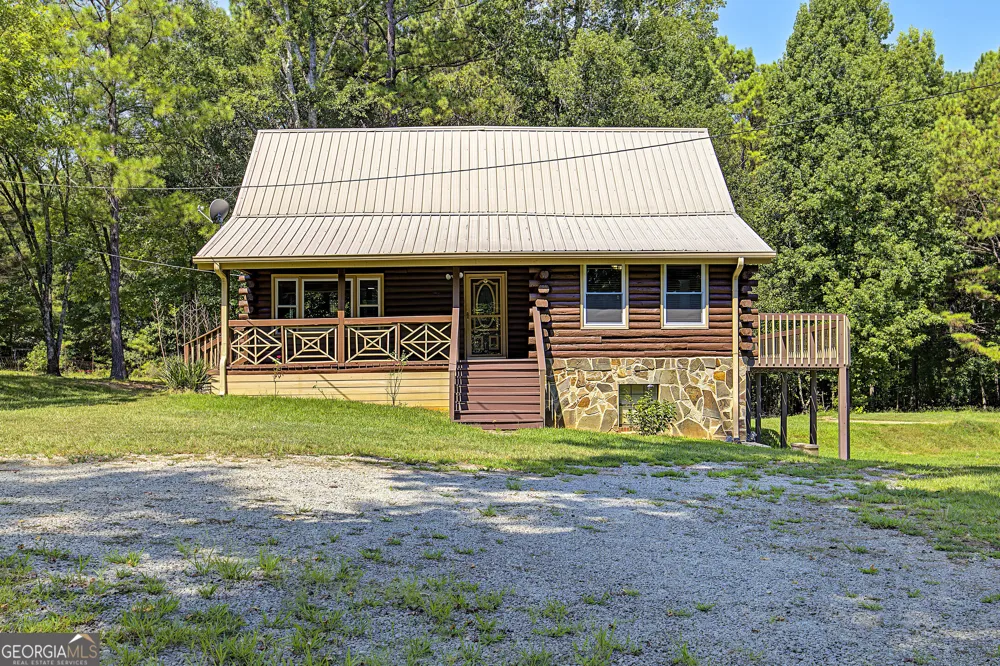 2374 Gresham RD Zebulon, GA 30295