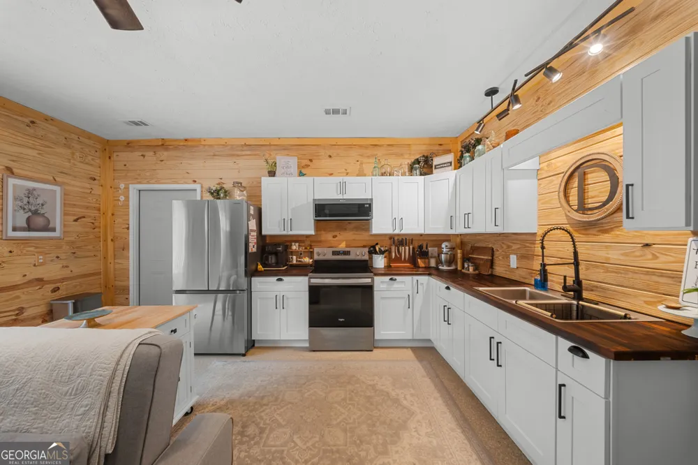 817 Lakeview Road Statesboro, GA 30461
