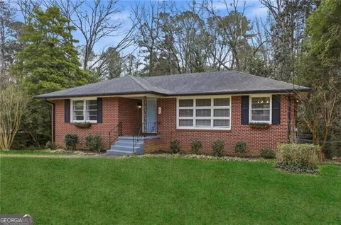 305 Brookwood DR SW