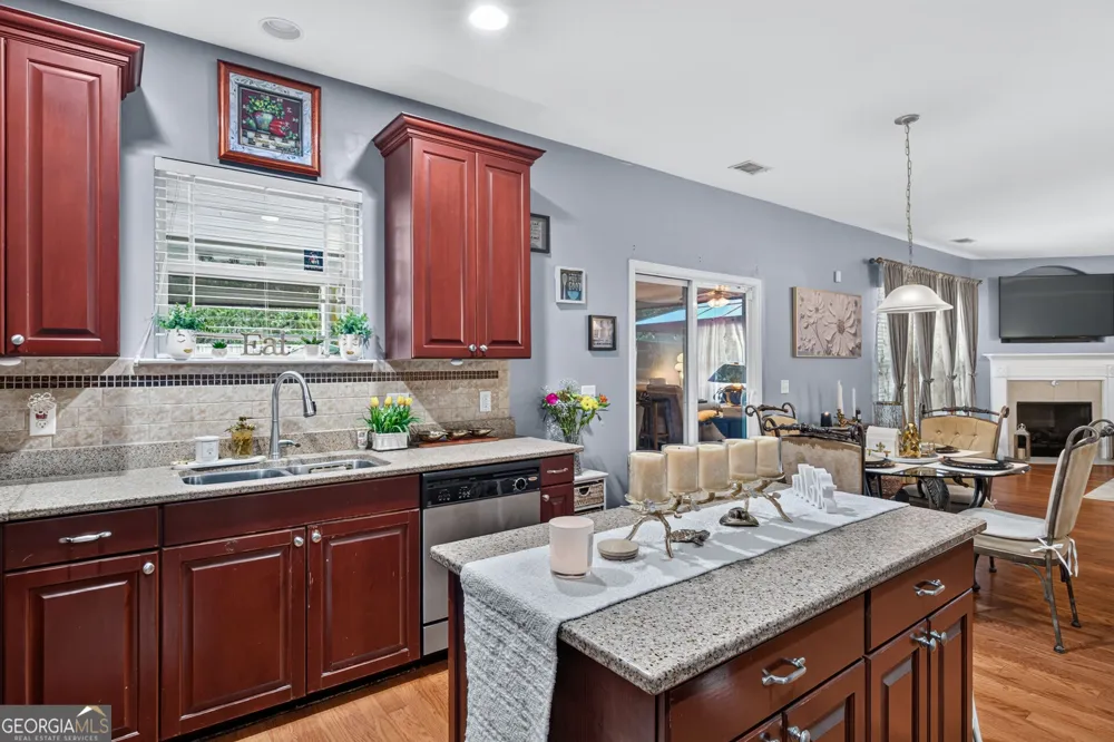 6 Castle Hill RD Savannah, GA 31419