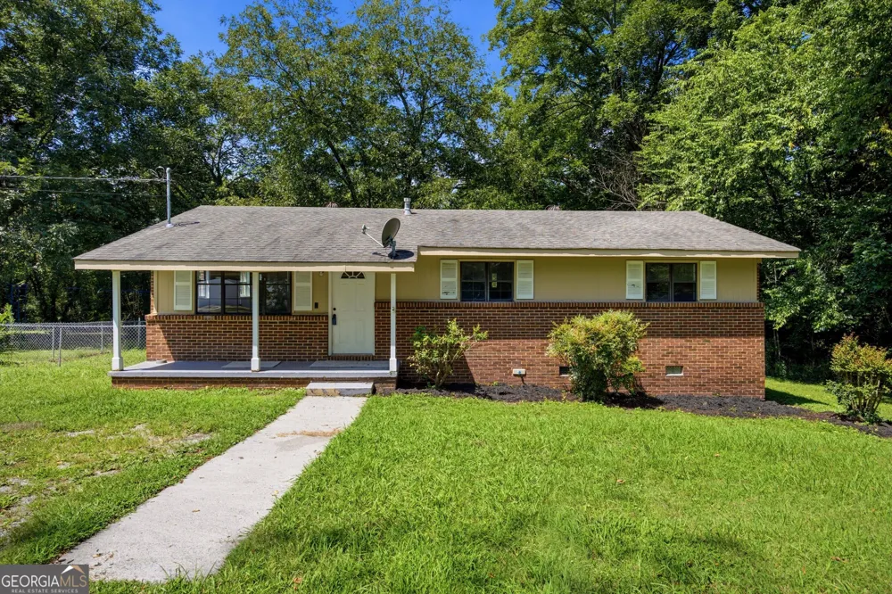 320 Smith CIR Tunnel Hill, GA 30755