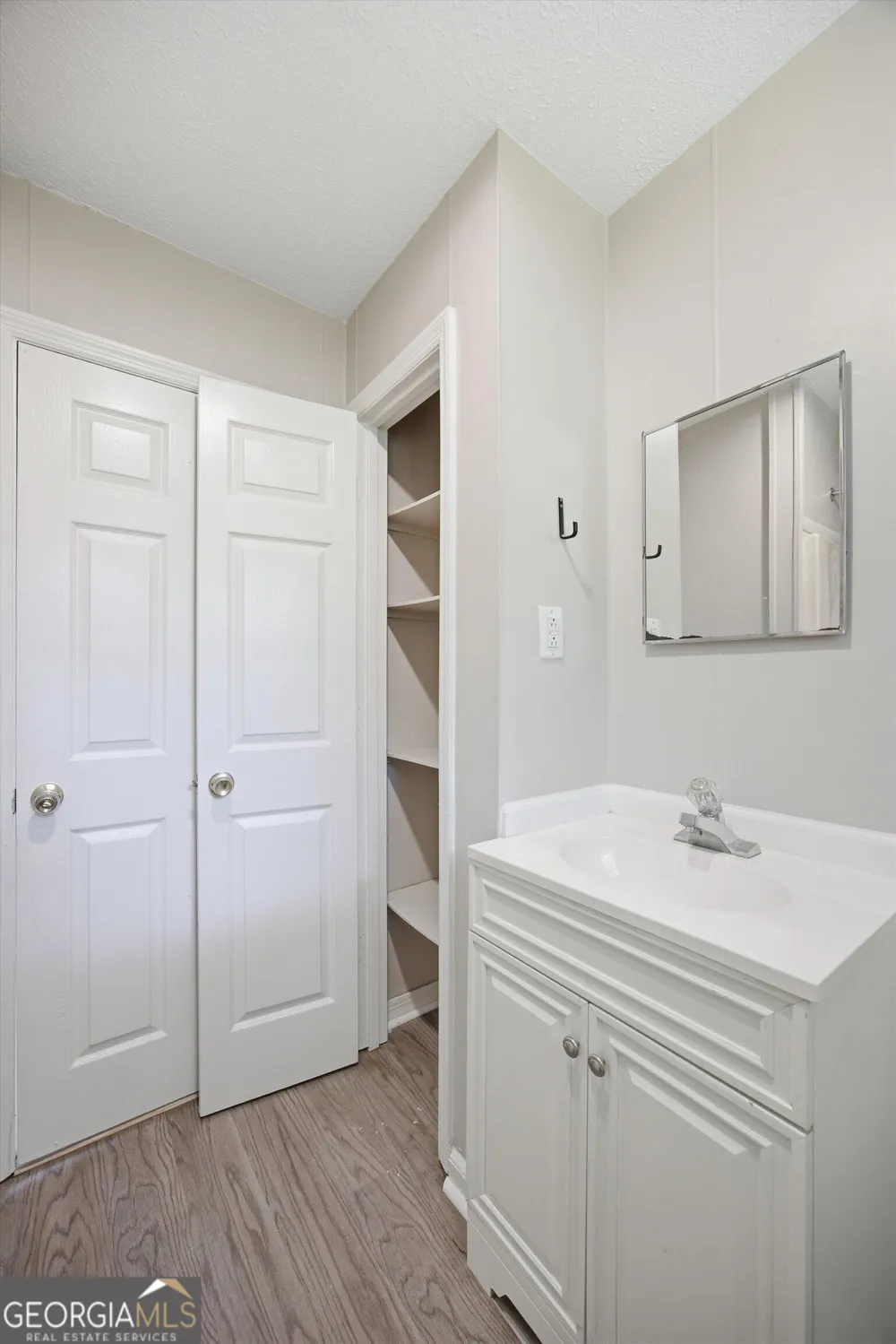 320 Smith CIR Tunnel Hill, GA 30755