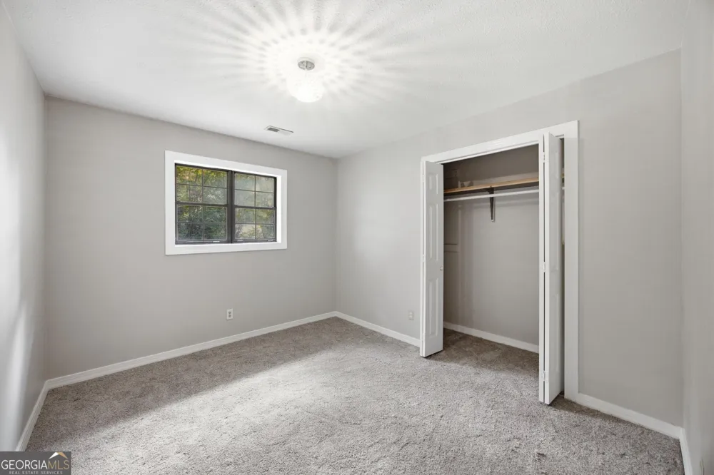 320 Smith CIR Tunnel Hill, GA 30755