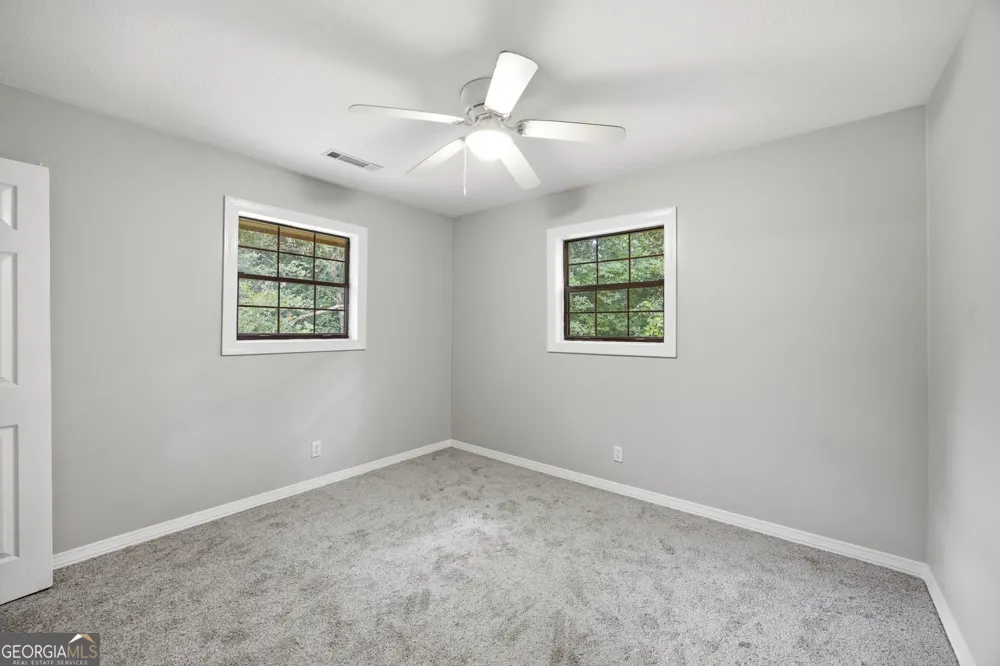 320 Smith CIR Tunnel Hill, GA 30755