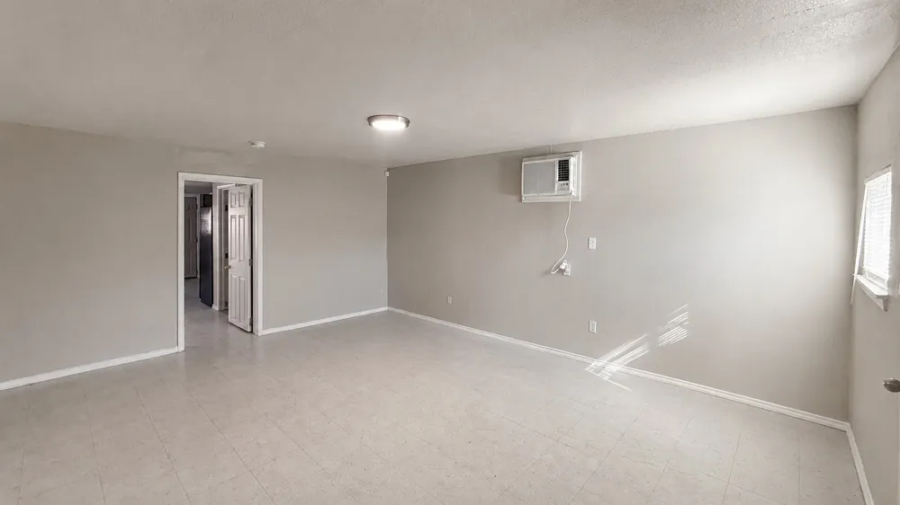802 Alametos #B San Antonio, TX 78212