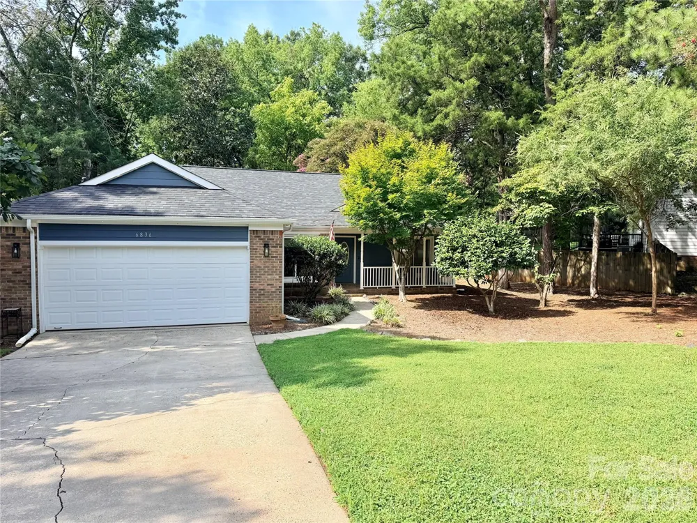 6836 Pin Oak Court Charlotte, NC 28226