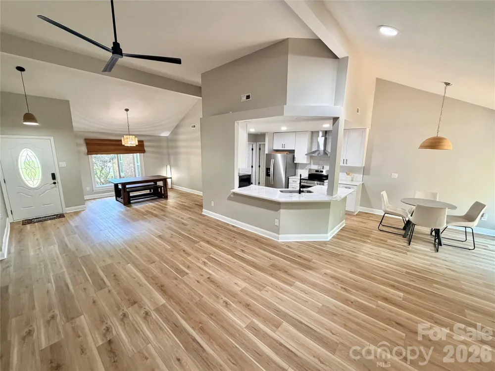 6836 Pin Oak Court Charlotte, NC 28226