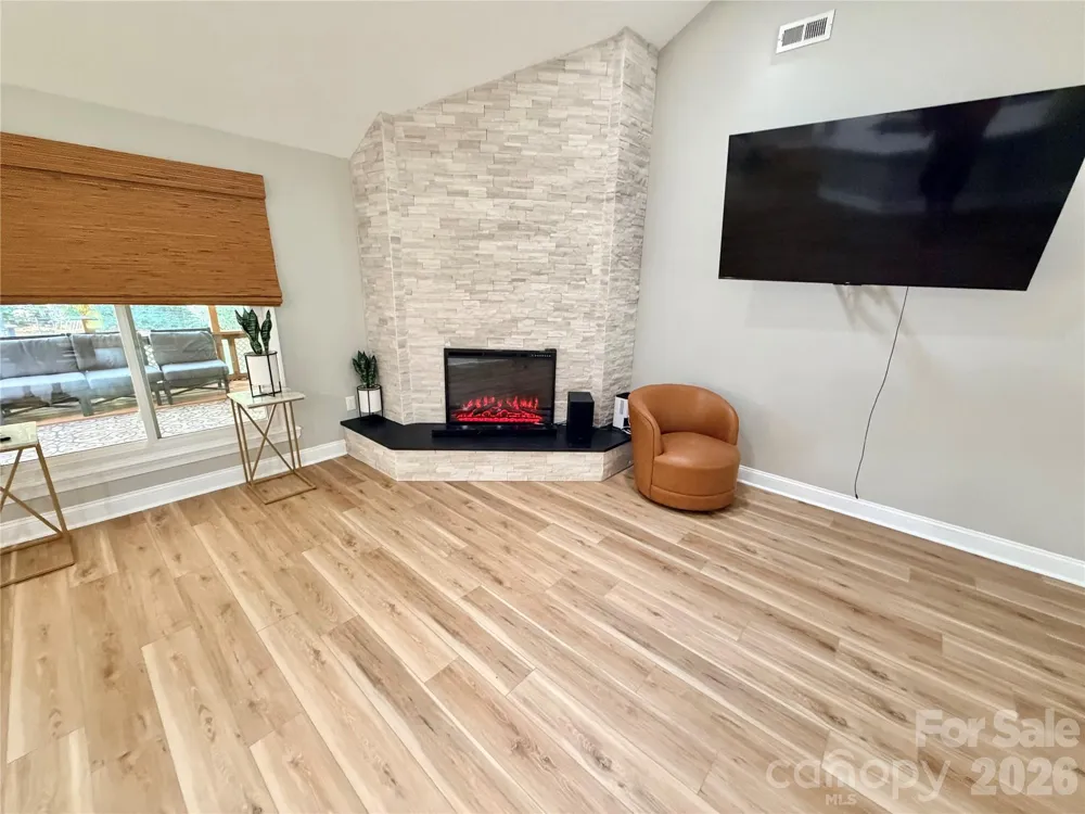 6836 Pin Oak Court Charlotte, NC 28226