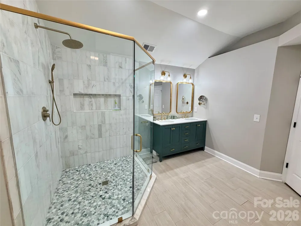 6836 Pin Oak Court Charlotte, NC 28226