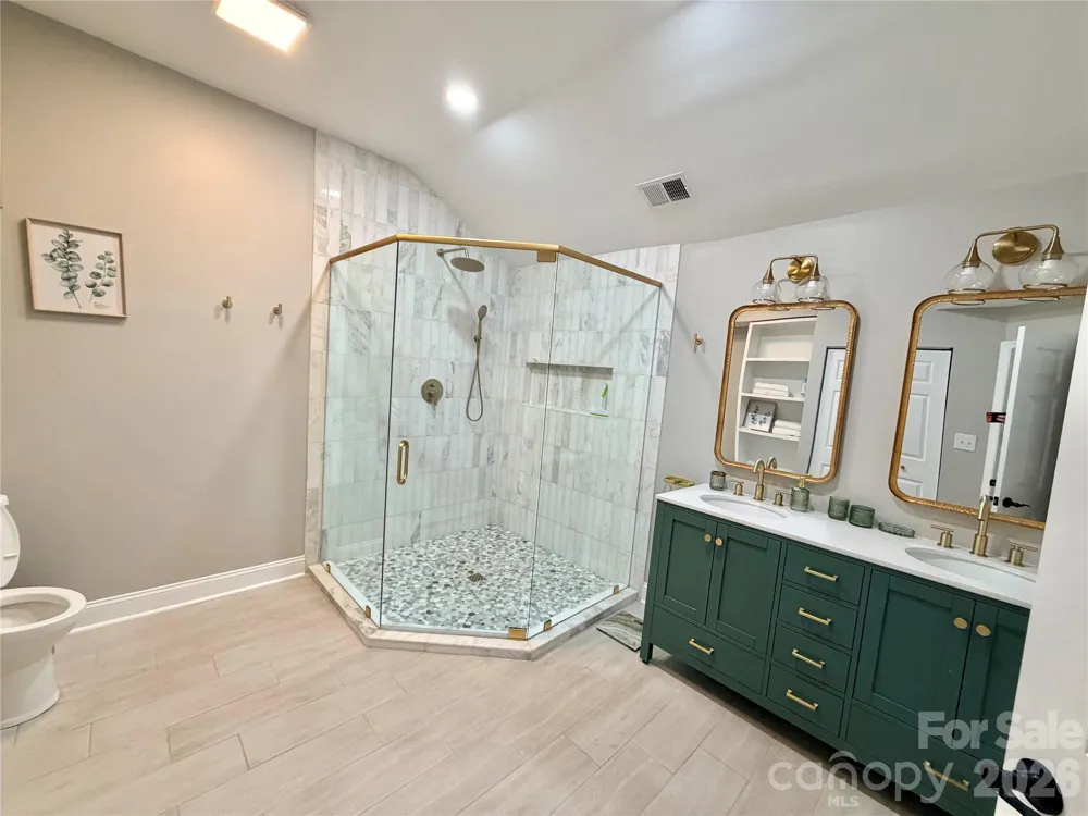 6836 Pin Oak Court Charlotte, NC 28226