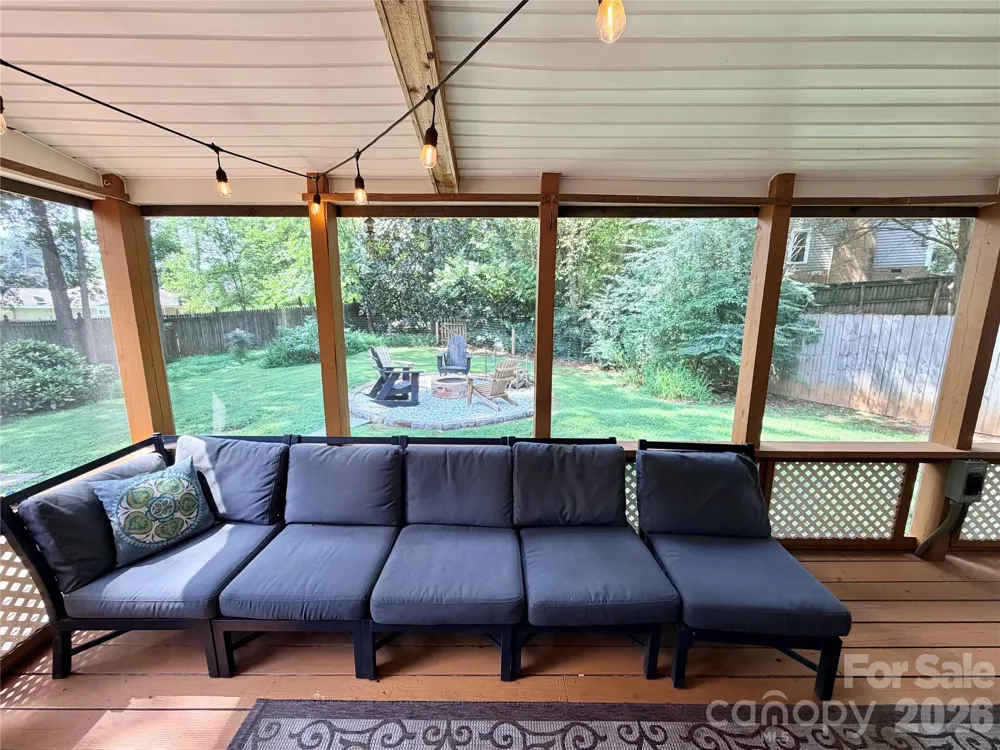 6836 Pin Oak Court Charlotte, NC 28226