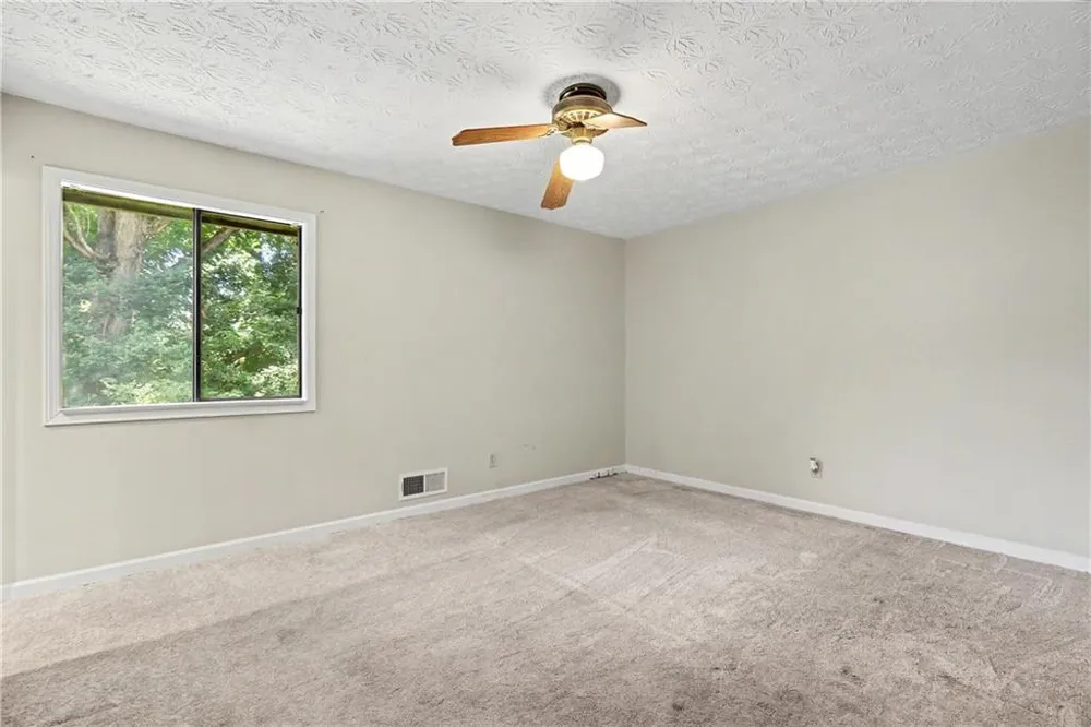2571 Wildflower Lane Lawrenceville, GA 30044