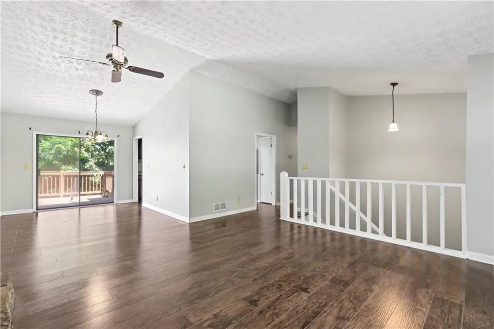 2571 Wildflower Lane Lawrenceville, GA 30044