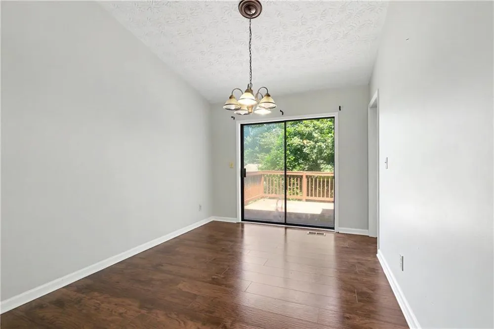 2571 Wildflower Lane Lawrenceville, GA 30044