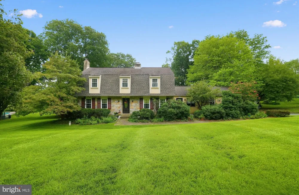 912 WARRIOR ROAD Malvern, PA 19355