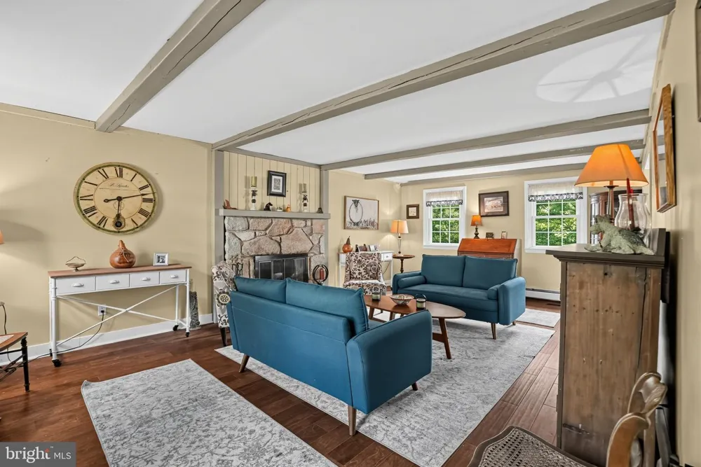 912 WARRIOR ROAD Malvern, PA 19355