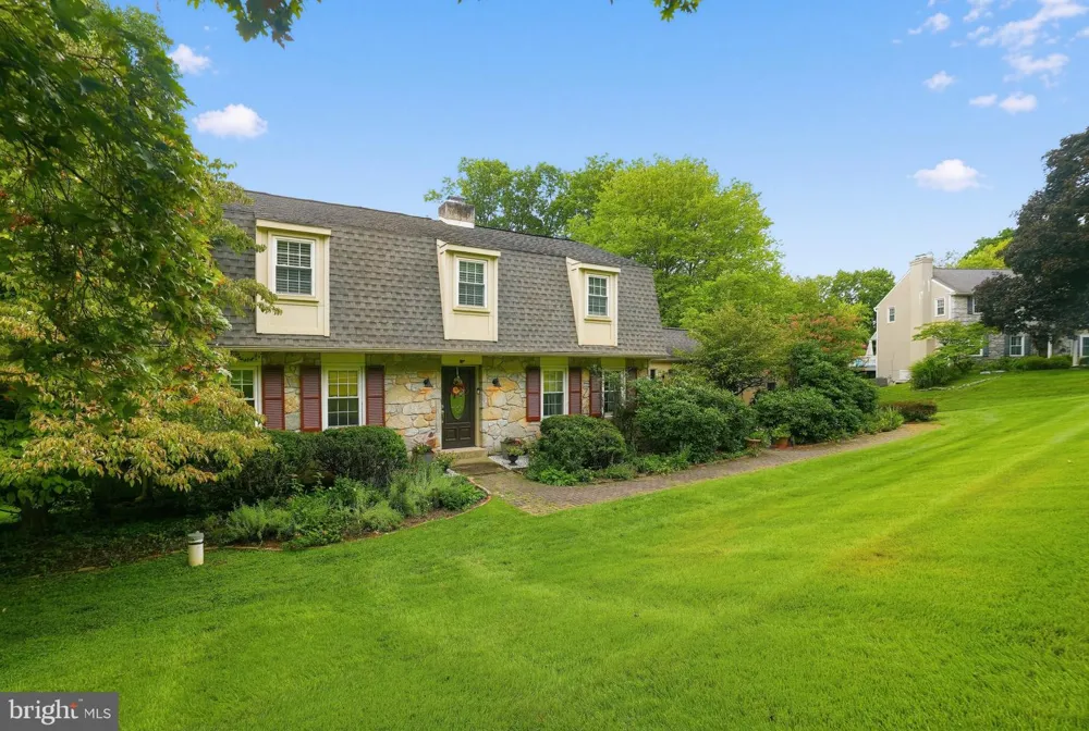 912 WARRIOR ROAD Malvern, PA 19355