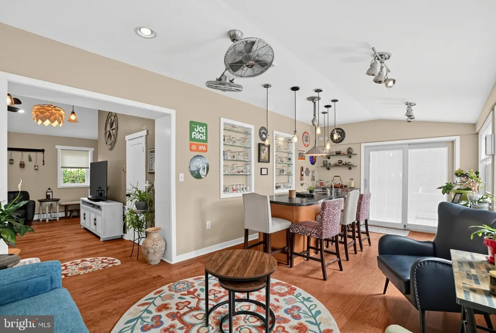 912 WARRIOR ROAD Malvern, PA 19355