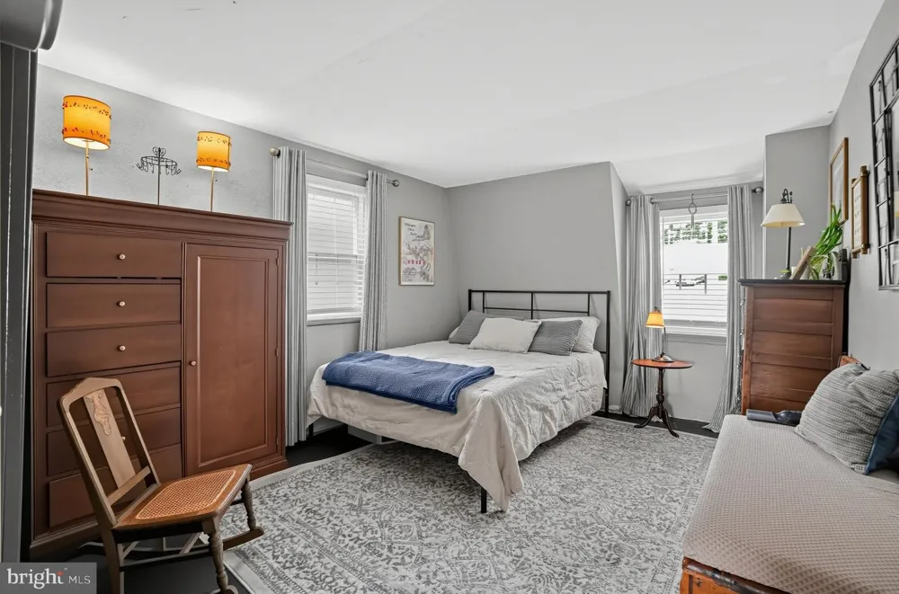 912 WARRIOR ROAD Malvern, PA 19355