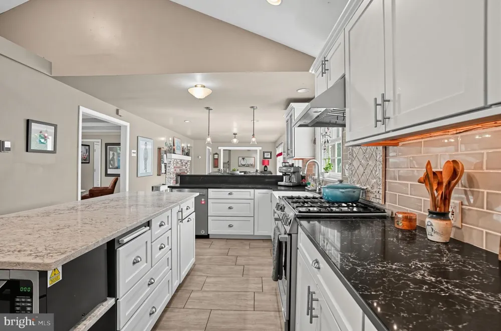 912 WARRIOR ROAD Malvern, PA 19355