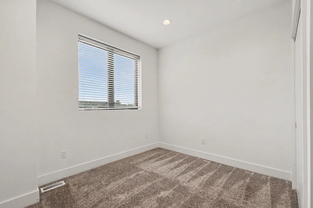 6018 Port View Drive SE Grand Rapids, MI 49512