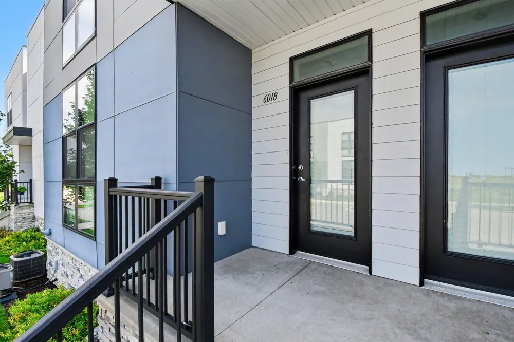 6018 Port View Drive SE Grand Rapids, MI 49512