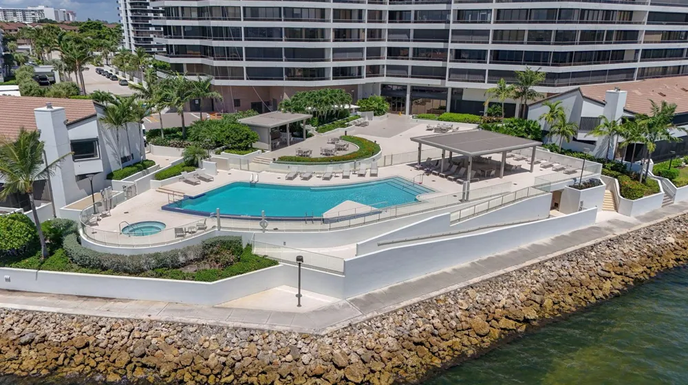 100 Lakeshore Drive #1654 North Palm Beach, FL 33408