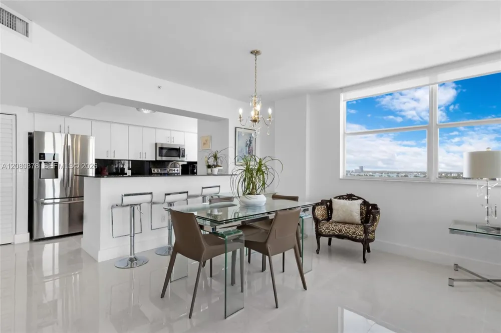 1625 Kennedy Cswy #1205G North Bay Village, FL 33141