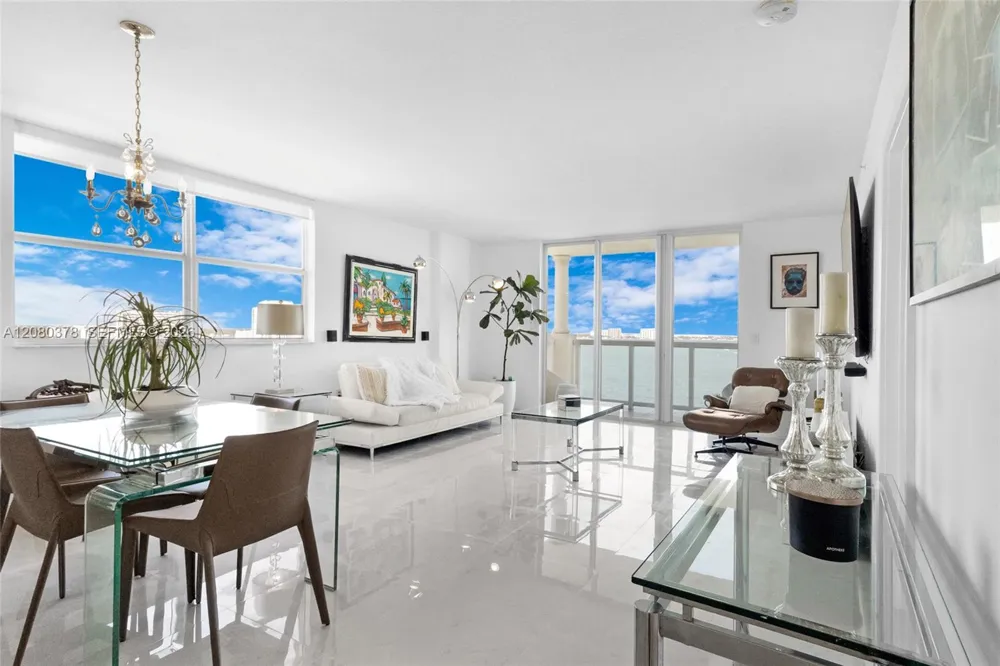 1625 Kennedy Cswy #1205G North Bay Village, FL 33141