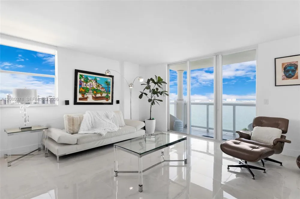 1625 Kennedy Cswy #1205G North Bay Village, FL 33141