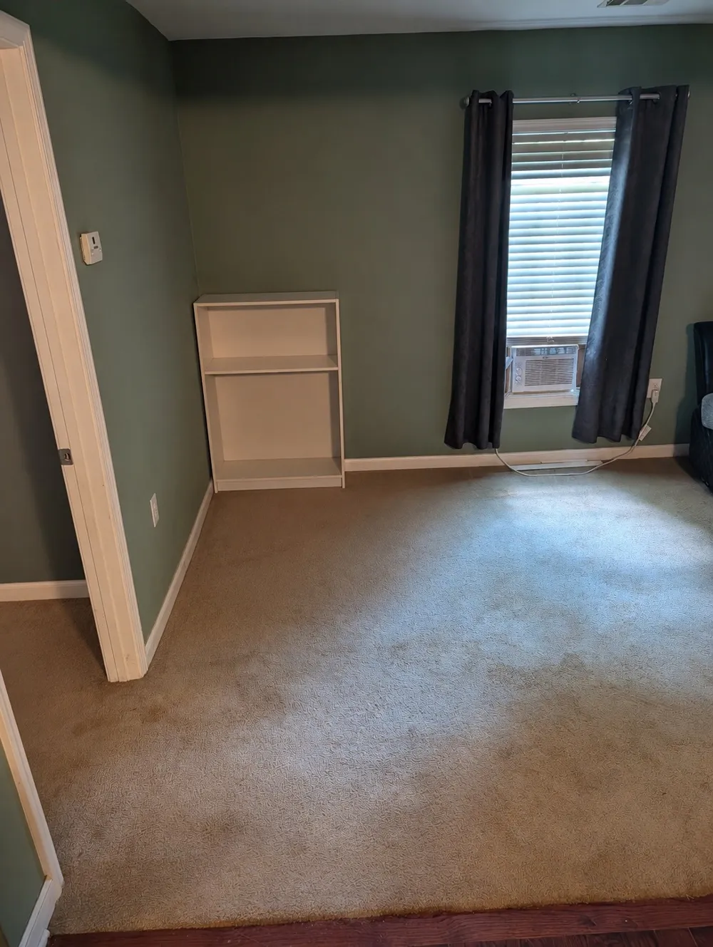 1518 Matlock Dr Chapmansboro, TN 37035