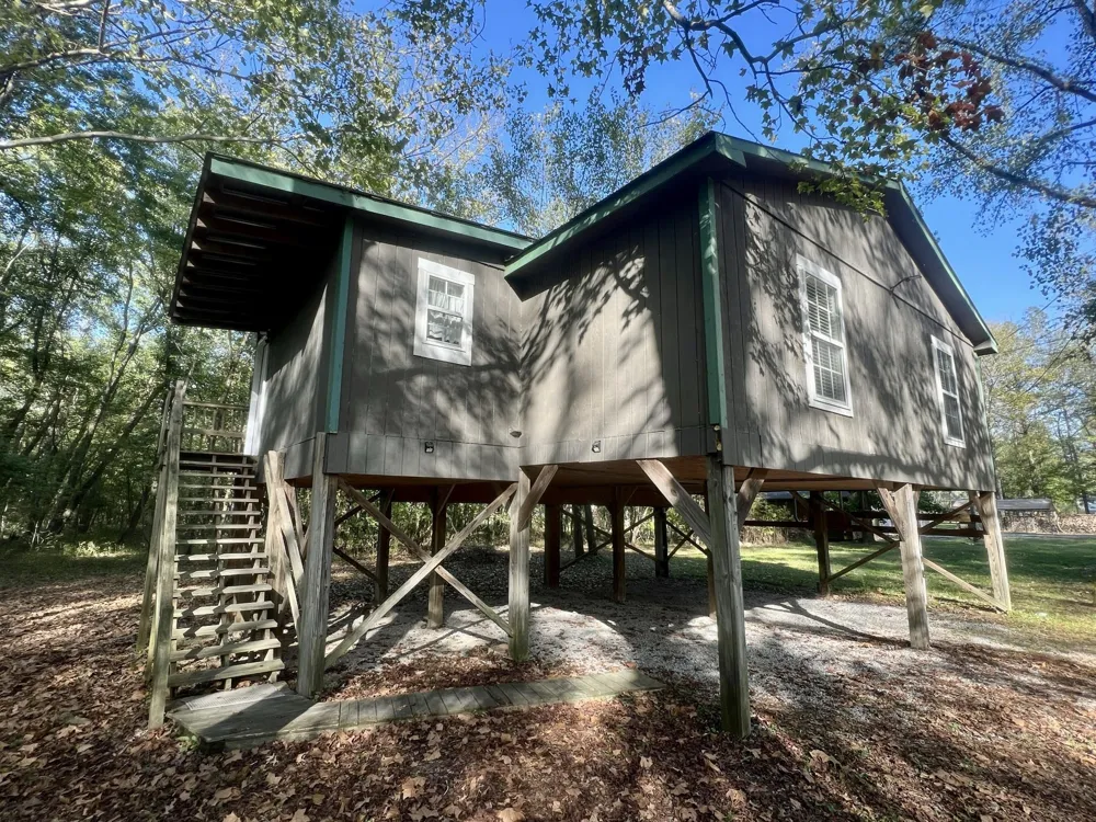 1518 Matlock Dr Chapmansboro, TN 37035