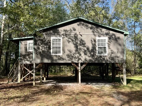 1518 Matlock Dr Chapmansboro, TN 37035