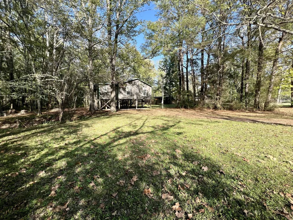 1518 Matlock Dr Chapmansboro, TN 37035