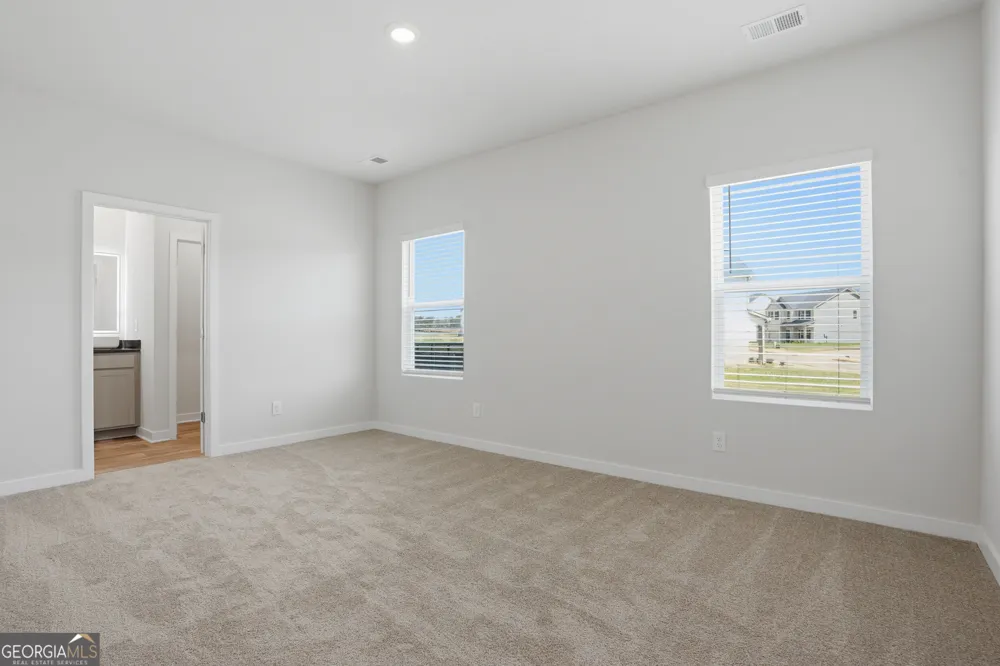 1112 DICKENS RD Greensboro, GA 30642