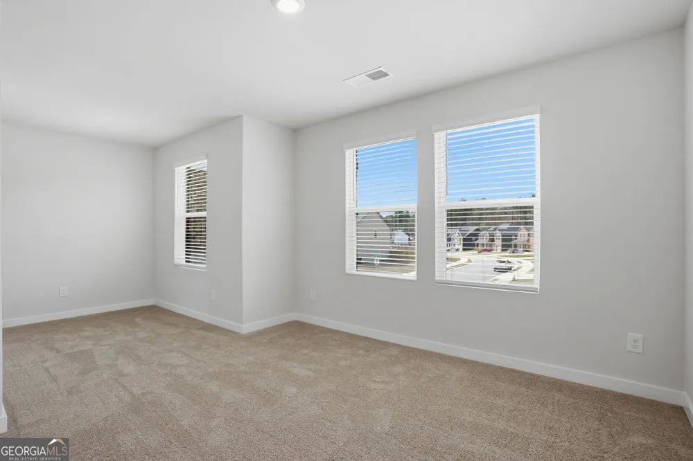 1112 DICKENS RD Greensboro, GA 30642