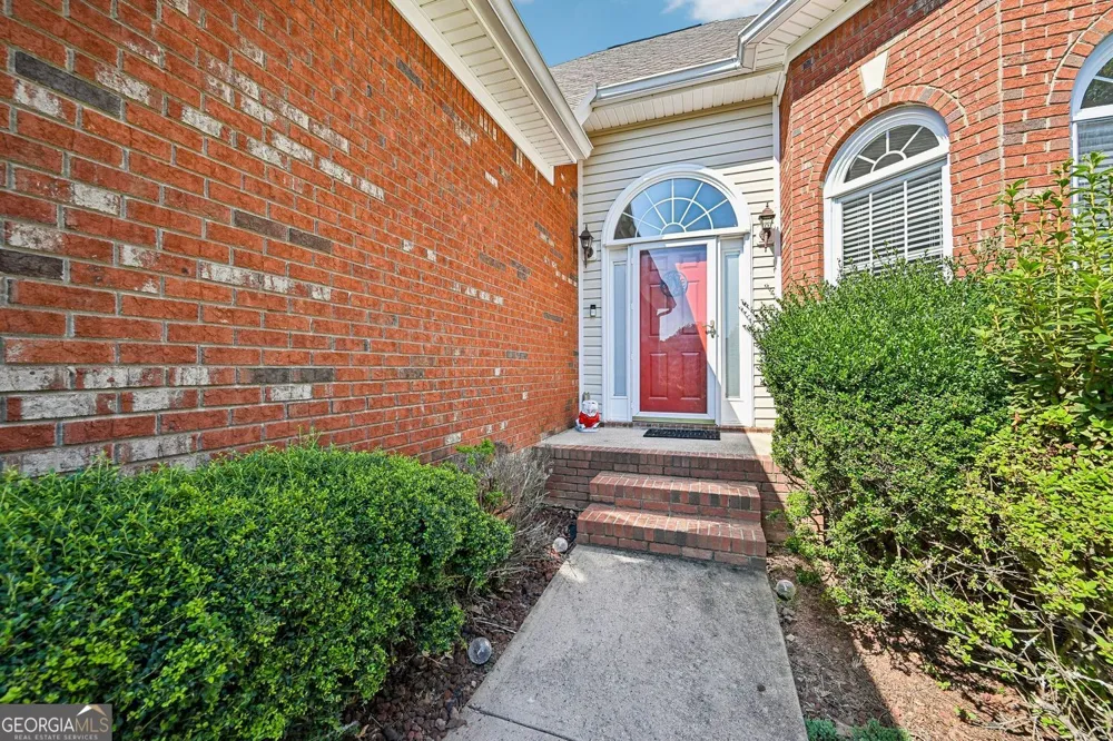 7590 Golden Sands DR Cumming, GA 30041