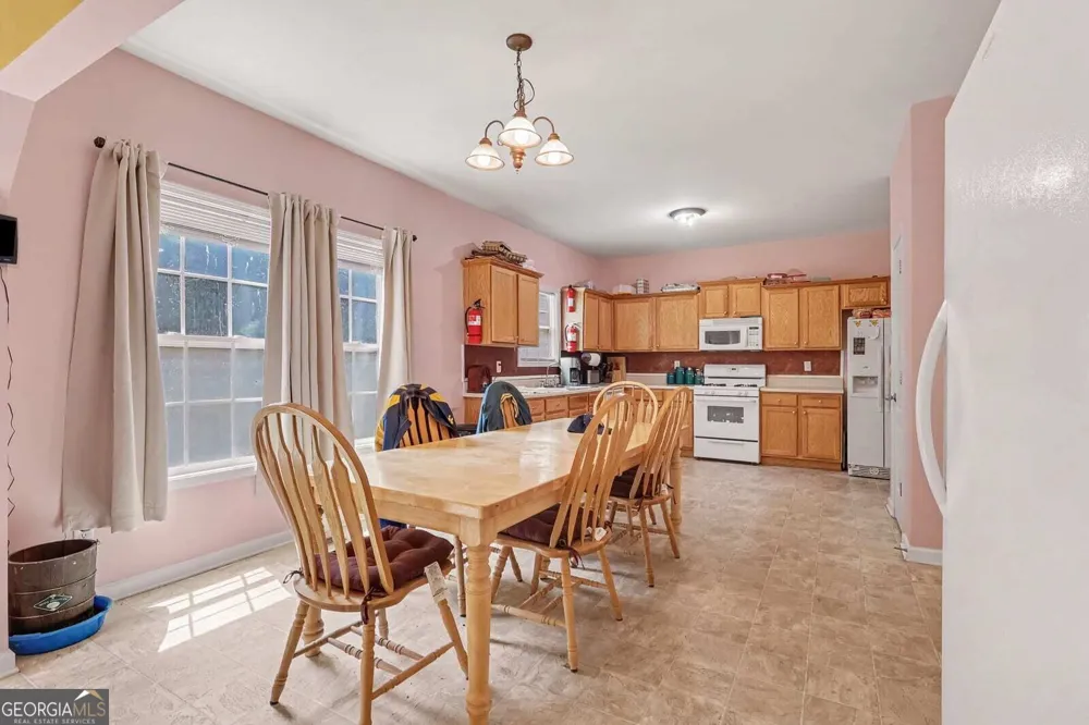 6524 Barkston Trace Douglasville, GA 30135
